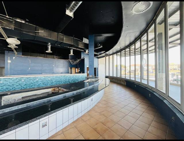 338M² RESTAURANT TO LET IN FOURWAYS